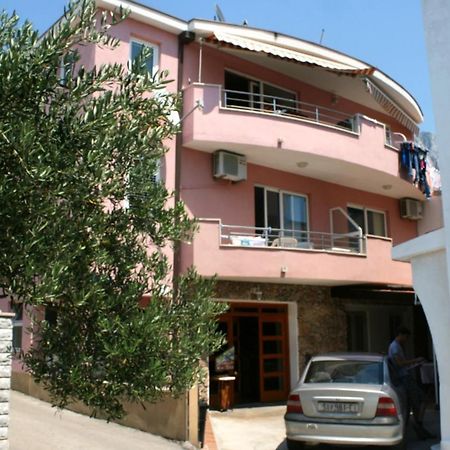 Apartments By The Sea Promajna, Makarska - 2673 Exterior foto